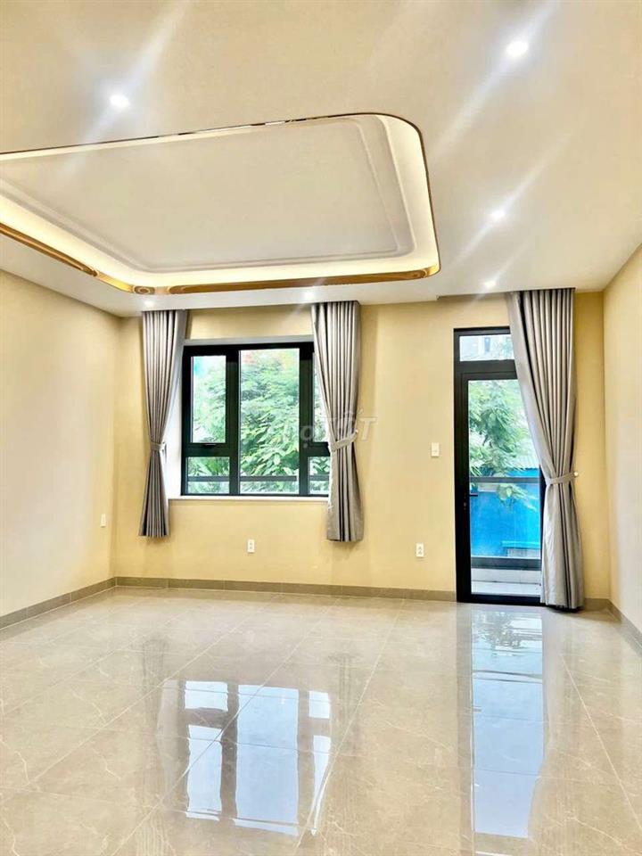 Cho thuê nhà mới tinh giáp tên lửa dt 5*20m