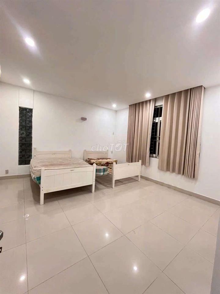 Cho thuê biệt thự góc full nội thất dt 12*20