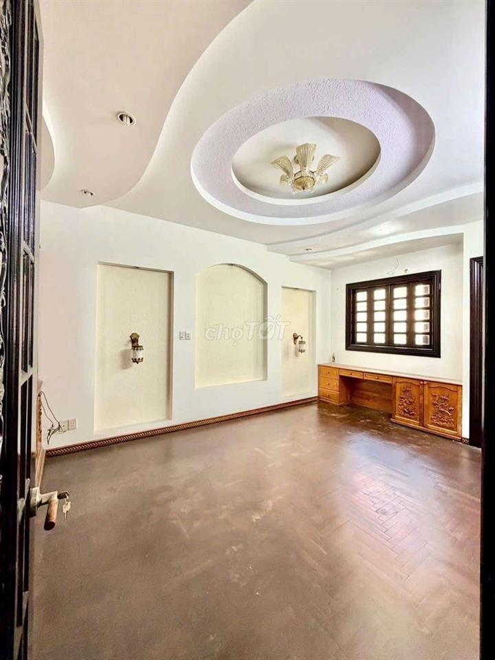 Cho thuê biệt thự khu tên lửa dt 10*20m