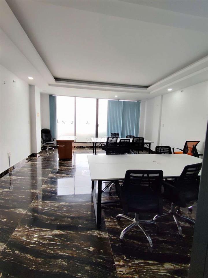 Cho thuê nhà MTKD tên lửa dt 6*20m có hầm