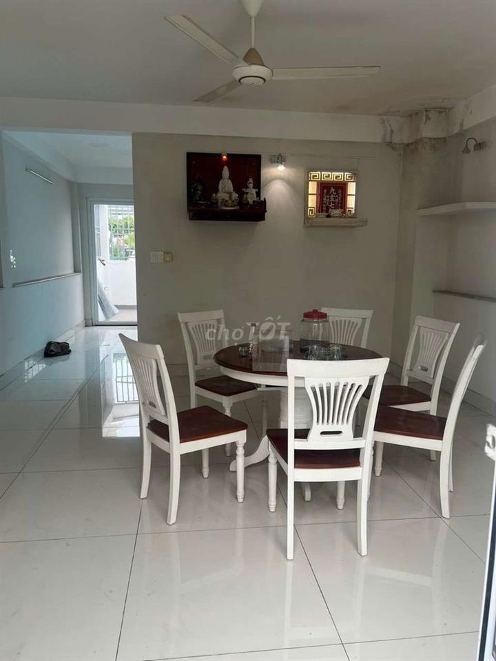Cho thuê nhà đẹp khu tên lửa dt 5*20m