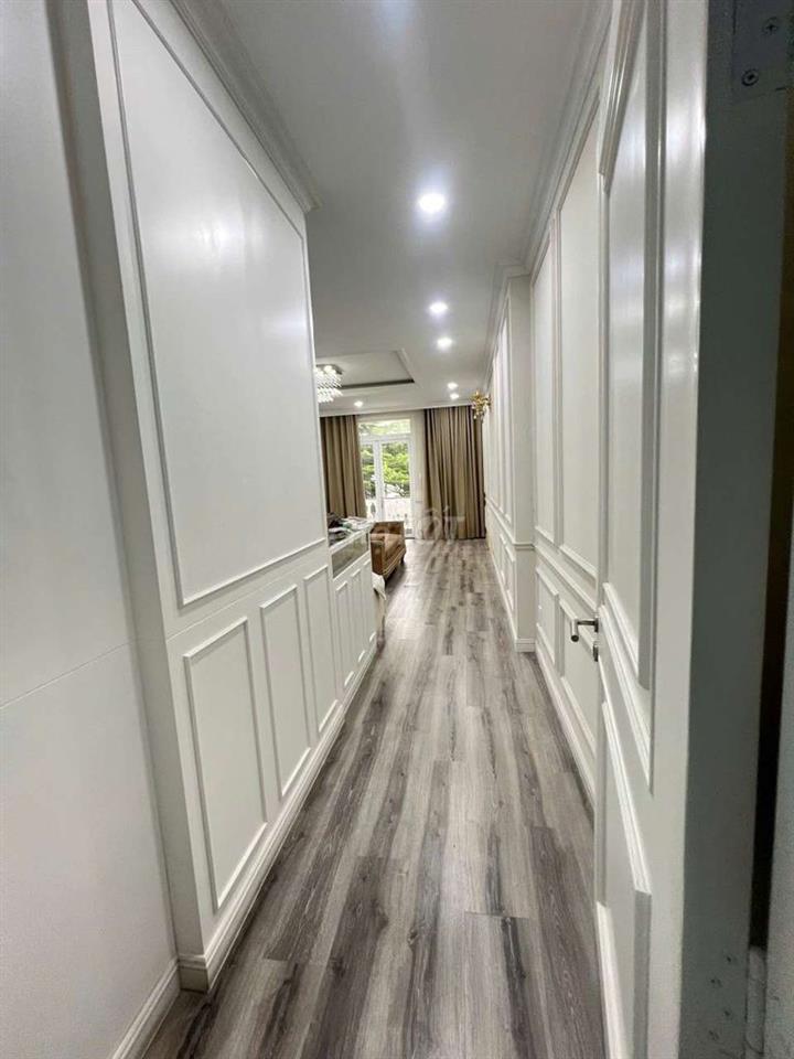 Cho thuê nhà đẹp khu tên lửa dt 5*20m