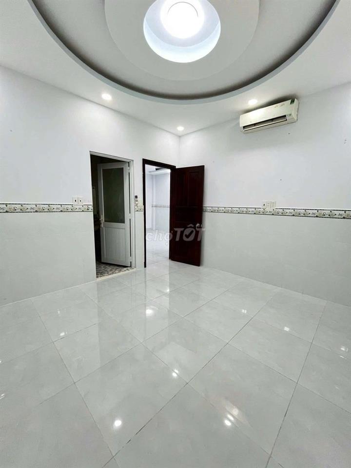 Cho thuê biệt thự gần siêu thị đt 7*20m 