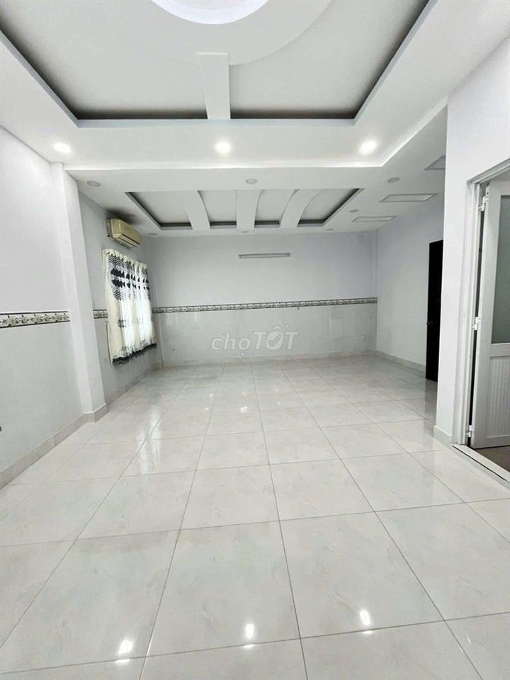 Cho thuê biệt thự gần siêu thị đt 7*20m 