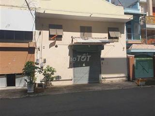 Cho thuê kho khu tên lửa có  gác lửng dt 8*25m 