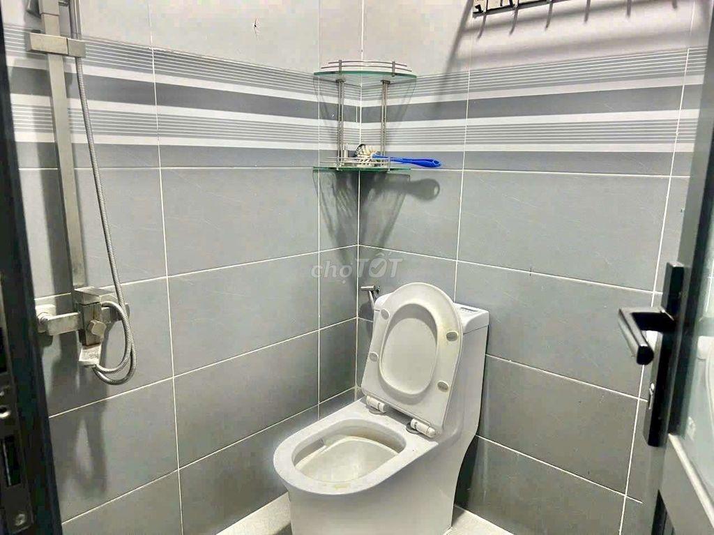 Cho thuê biệt thự có nội thất khu tên lửa dt 7*20m