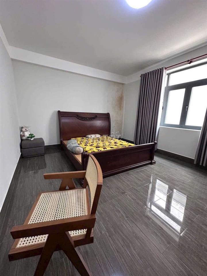 Cho thuê biệt thự full nội thất sát siêu thị Aeonmall dt 5*20m