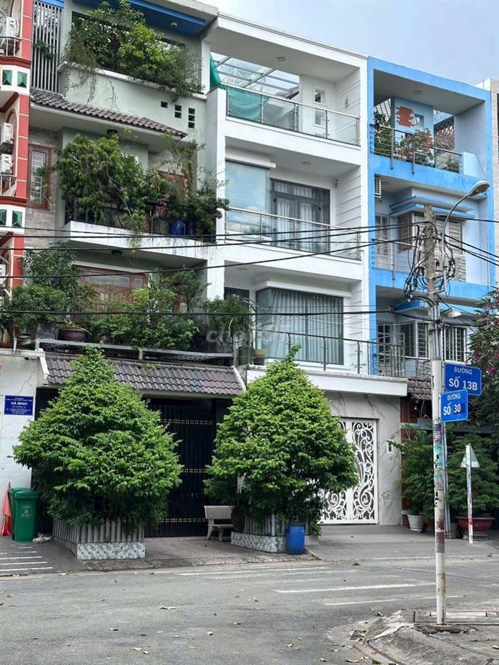 Cho thuê biệt thự full nội thất sát siêu thị Aeonmall dt 5*20m