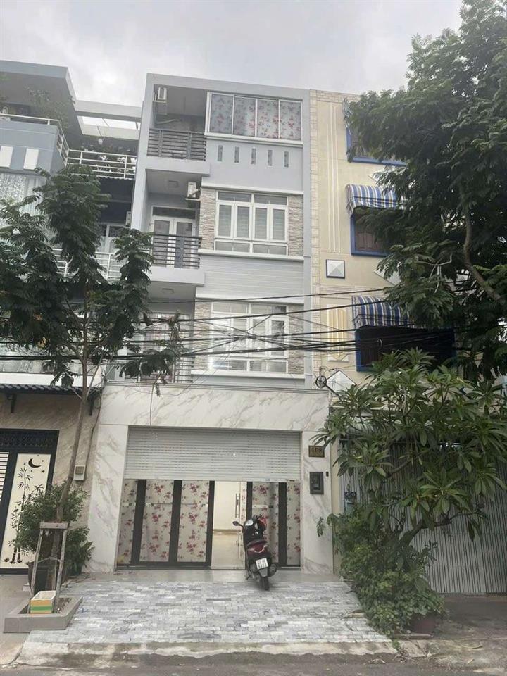 Cho thuê nhà mới sát siêu thị Aeonmall dt 5*20m