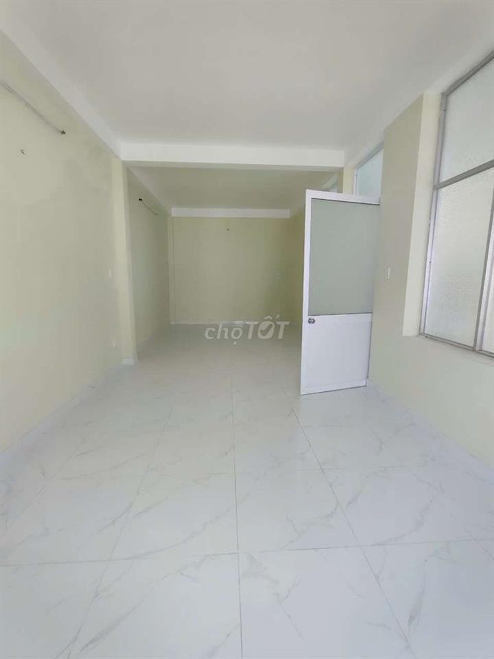 Cho thuê nhà góc 2mt khu tên lửa dt ,9*20m
