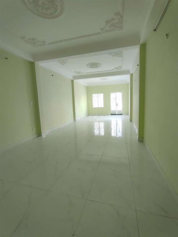 Cho thuê nhà góc 2mt khu tên lửa dt ,9*20m