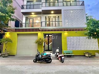 Cho thuê biệt thự full nội thất sát siêu thị Aeonmall dt 10*20m