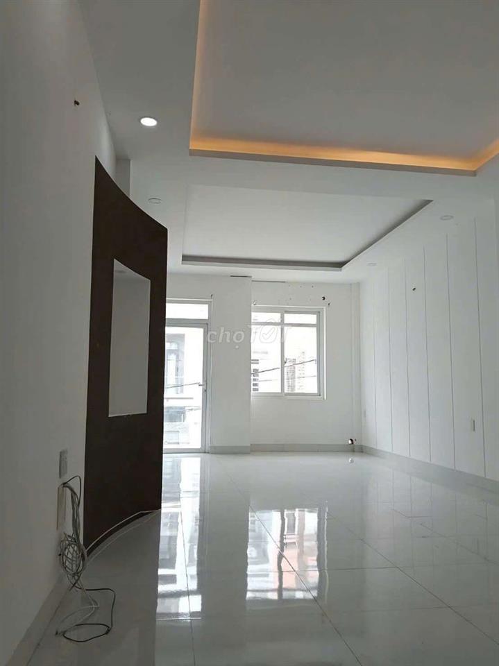 Cho thuê nhà MTNB khu tên lửa dt 4*20m