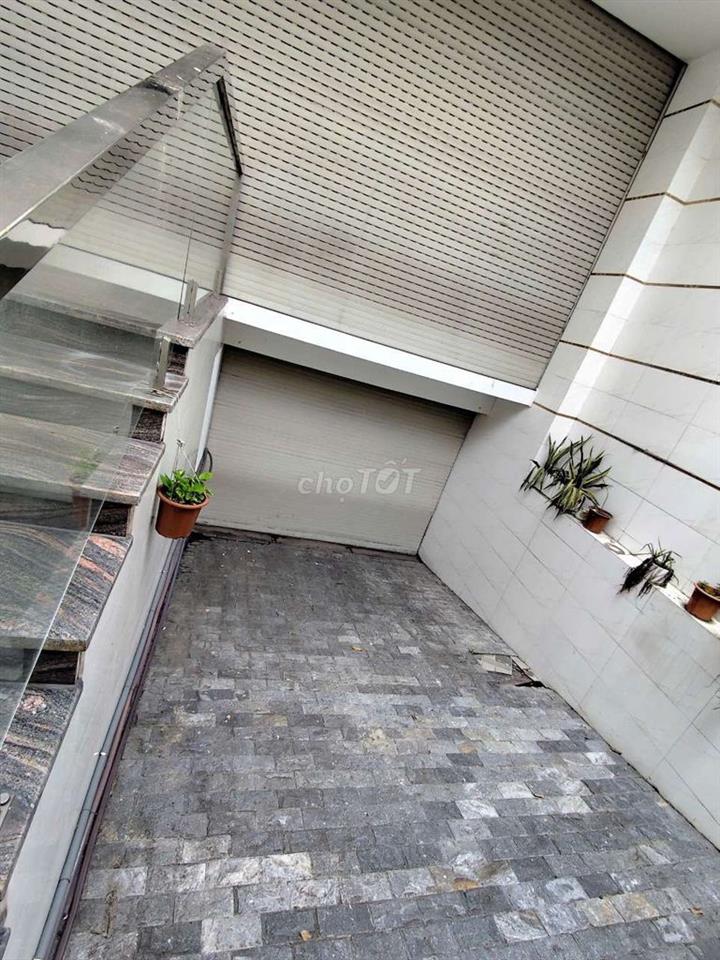 Cho thuê MTKD đường số 7 khu tên lửa có hầm dt 6*20m