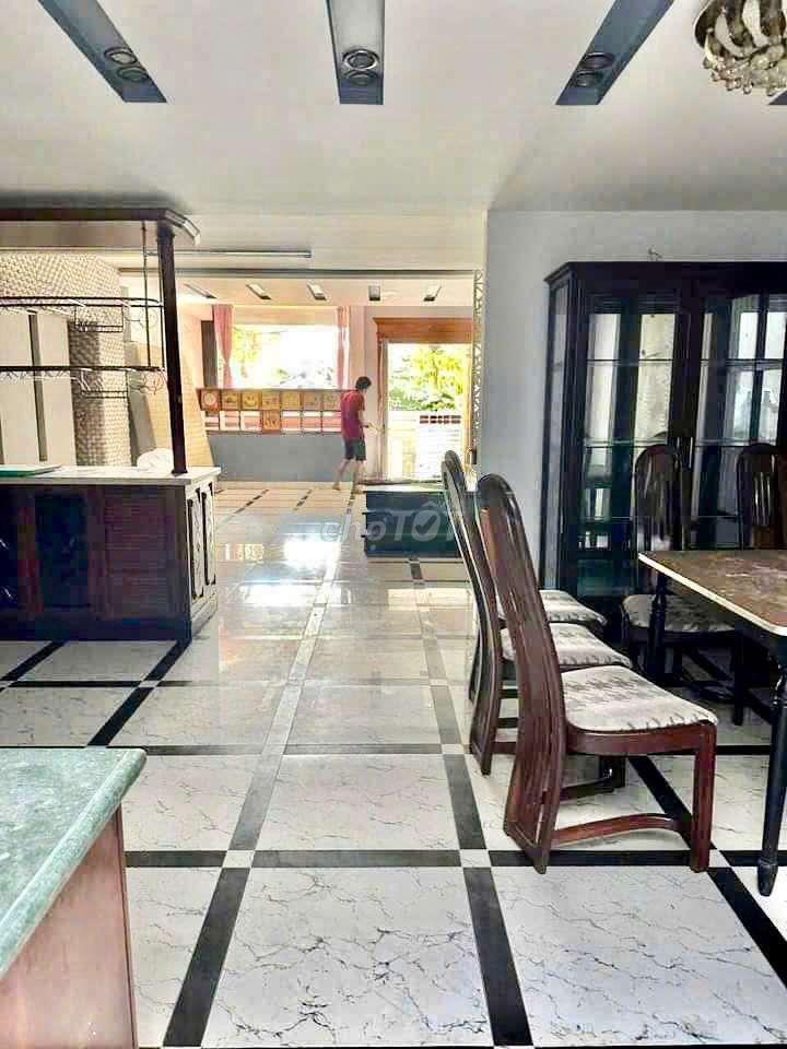 Cho thuê biệt thự khu tên lửa dt 6*21m 