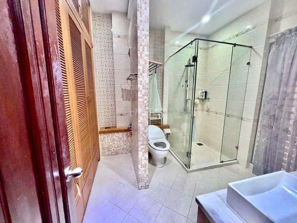 Cho thuê biệt thự khu tên lửa dt 6*21m 