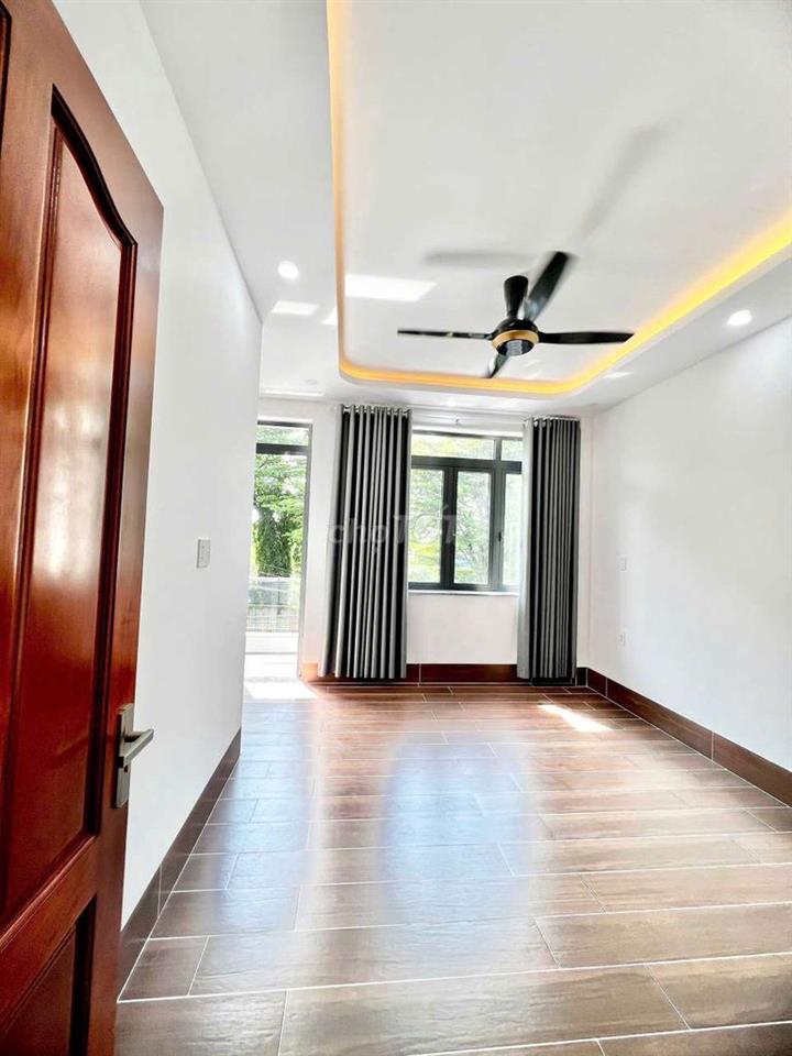 Cho thuê nhà mới giáp tên lửa dt 5*20m
