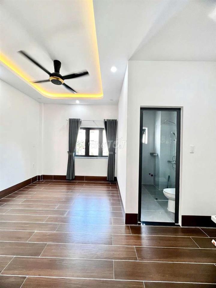 Cho thuê nhà mới giáp tên lửa dt 5*20m