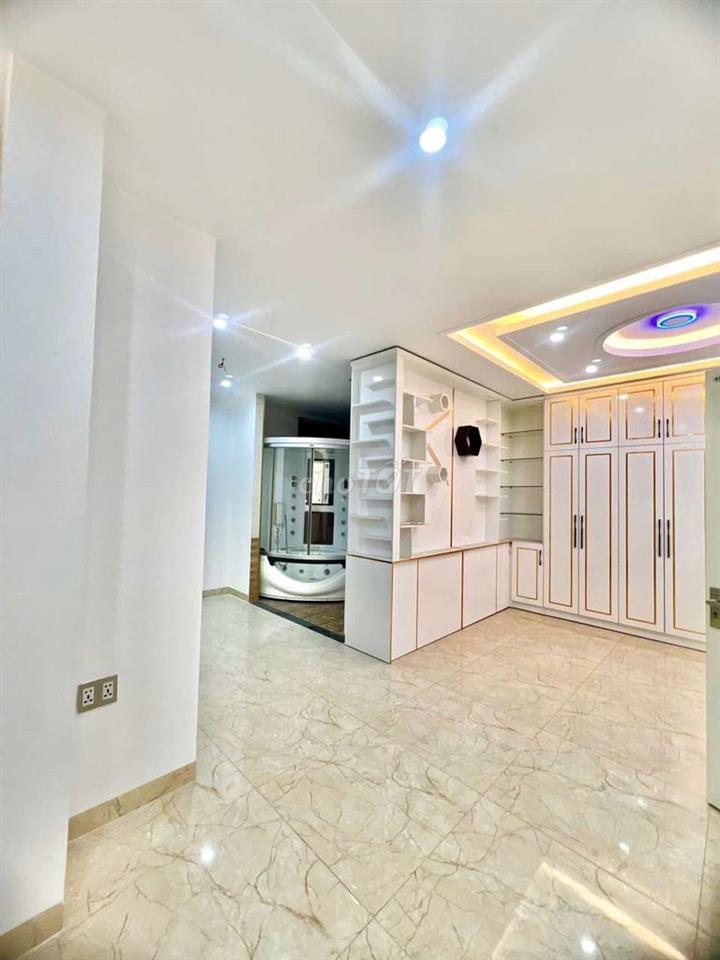 Cho thuê biệt thự full nội thất dt 12*13m