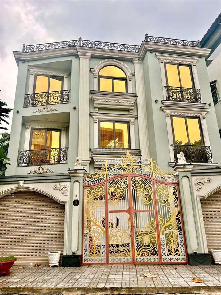 Cho thuê biệt thự full nội thất dt 12*13m