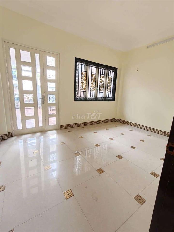 Cho thuê MTKD khu tên lửa dt 4.5*20m