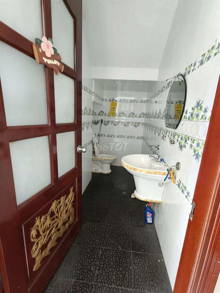Cho thuê MTKD khu tên lửa dt 4.5*20m