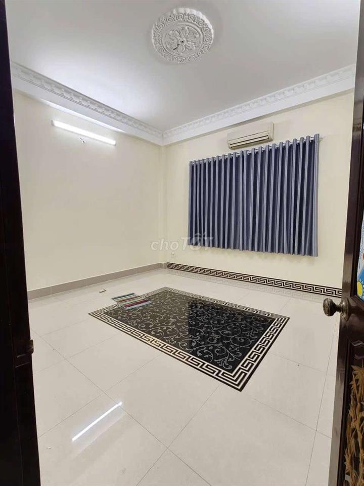 Cho thuê MTKD khu tên lửa dt 4.5*20m