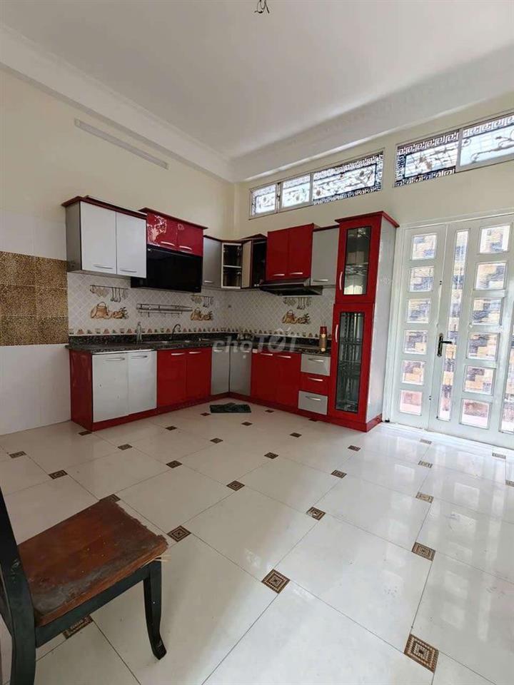Cho thuê MTKD khu tên lửa dt 4.5*20m