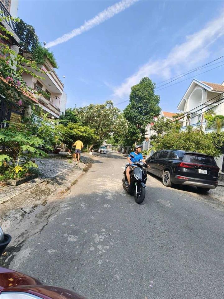 Cho thuê biệt thự góc khu tên lửa dt 10*20m