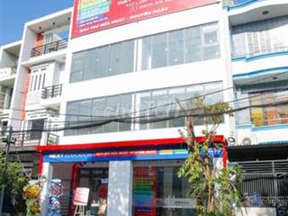 Cho thuê tòa nhà có thang máy dt 10*20m