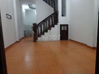 NHÀ MỚI ĐẸP Y HÌNH 1TRỆT 2 LẦU BAN CÔNG 4PN 3WC HẺM XE HƠI