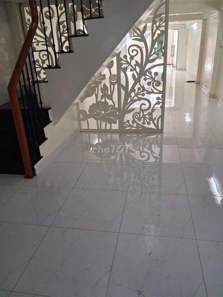Cho thuê nhà mặt tiền đường 1B 80m2