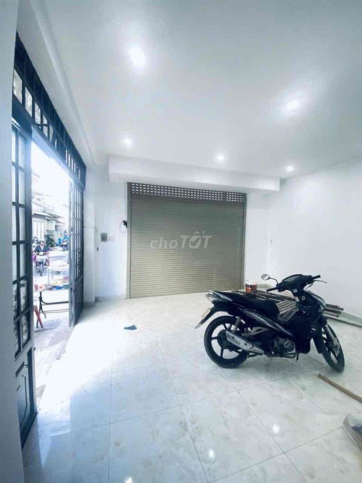 Nhà mặt tiền thuận tiện kinh doanh buôn bán, Bình Tân chỉ 7tr