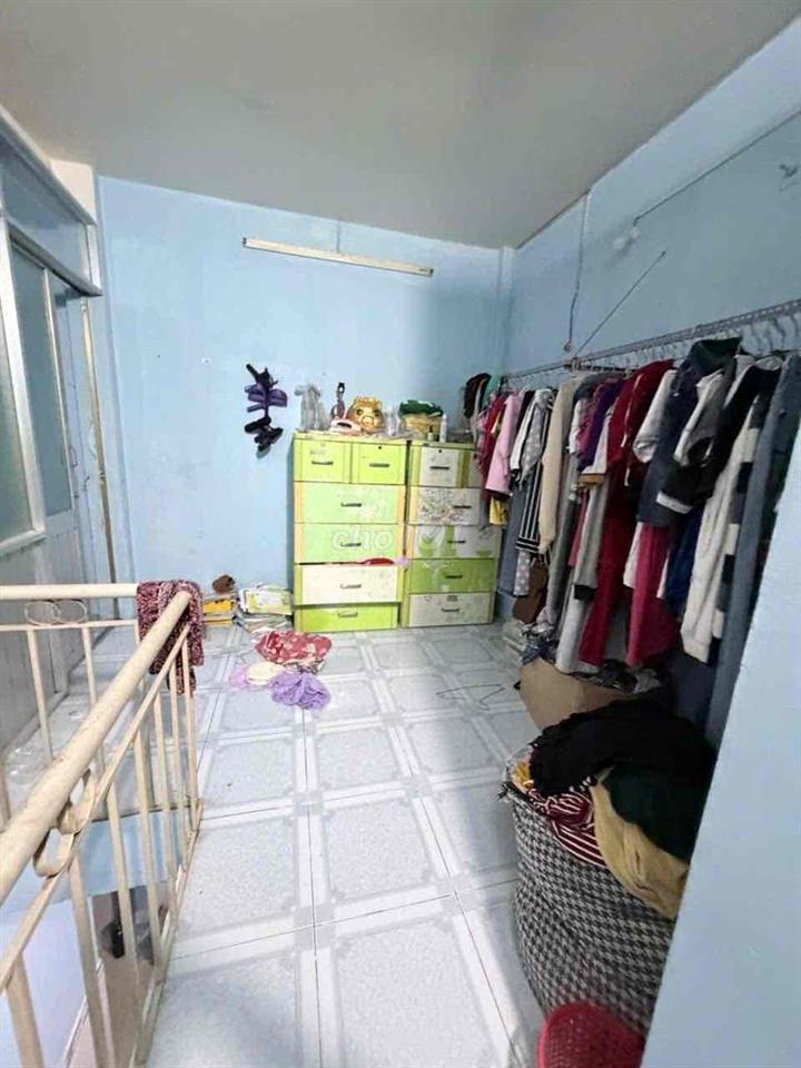 NHÀ CŨ HẺM Ô TÔ AO ĐÔI – 4x10M – GẦN TRƯỜNG NGUYỄN CÔNG TRỨ – 3,6 TỶ