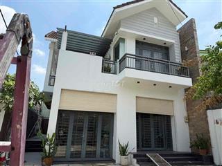 BIỆT THỰ MẶT PHỐ