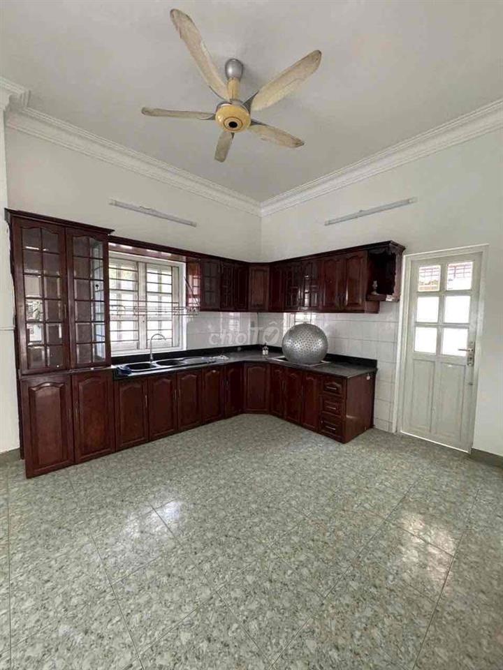 Chính chủ cho thuê nhà, Gần khu tên lửa, Bình Tân