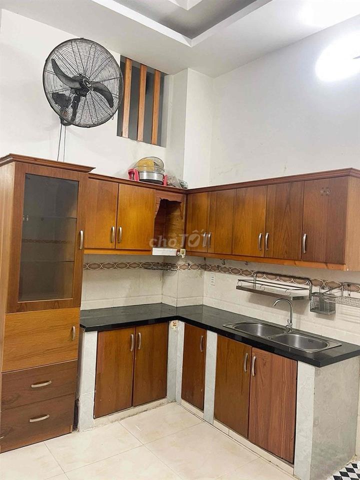 ( không tiếp MG )Chính Chủ Cho Thuê Nhà 4x15m Đường Số 9 Ngay Chợ 26/3