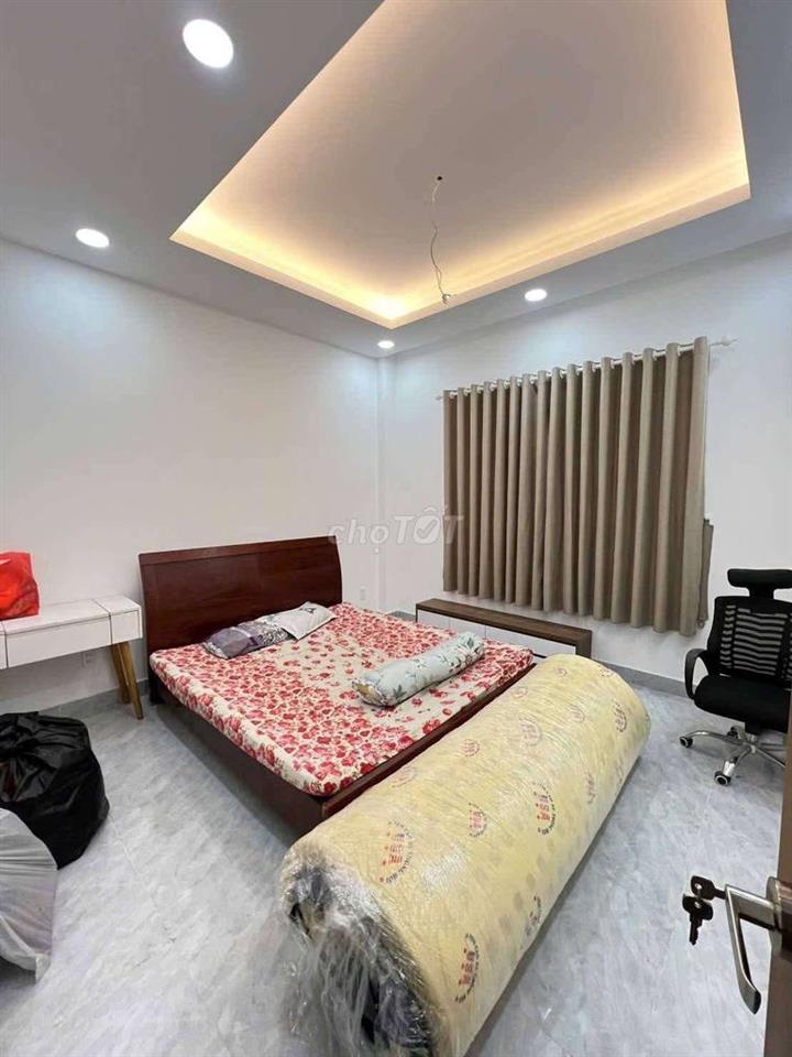 TÌM KHÁCH THÍCH THUÊ CĂN NHÀ ĐẸP TÂY LÂN 15TR NÀY