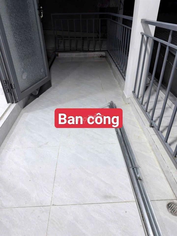 NHÀ ĐẸP LÝ THƯỜNG KIỆT 15TR, 6PN, NGAY CHỢ ÔNG ĐỊA