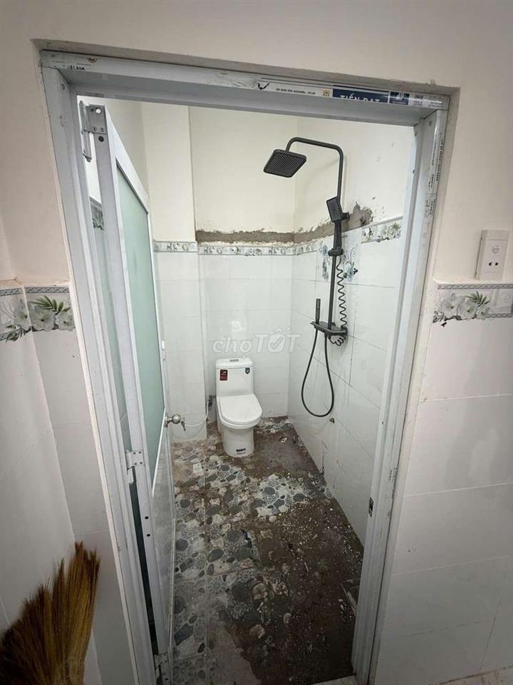 💥CCG Bán nhà 1trệt 1lầu 2pn 2wc 1bếp.DT 5X16 Sổ hoàn công
