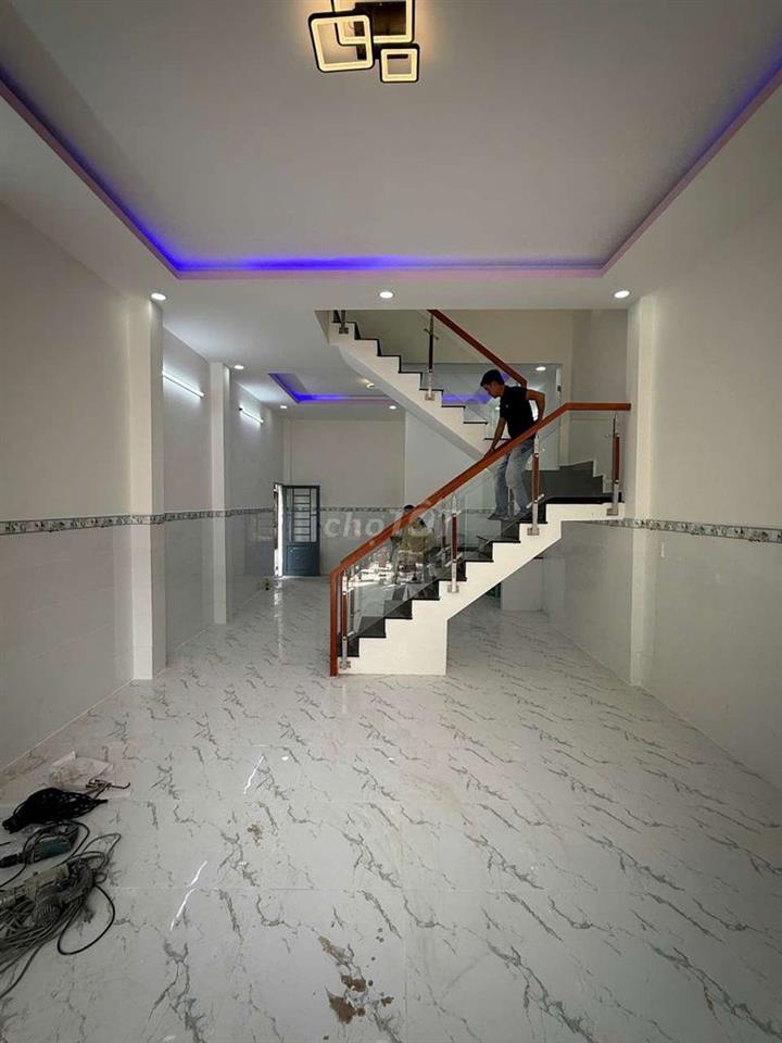 💥CCG Bán nhà 1trệt 1lầu 2pn 2wc 1bếp.DT 5X16 Sổ hoàn công