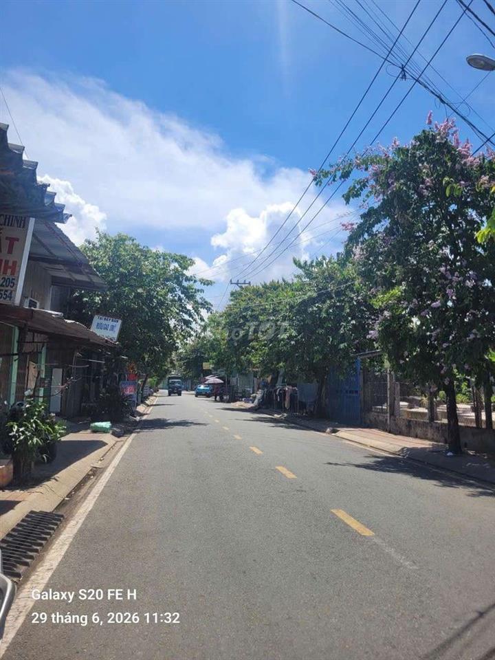 👉Cho thuê Mặt bằng Mặt tiền DT 800m.kinh doanh