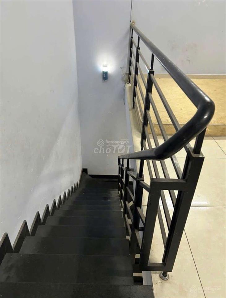 💥Cho thuê nhà 1trệt 1lầu 2pn 2wc 1bếp DT 5X15 nhà mới Tinh