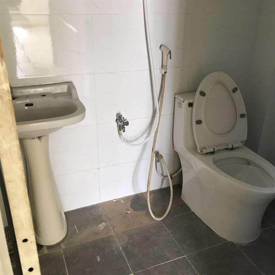🧣Cho thuê nhà 1trệt 1lầu 2pn 2wc 1bếp DT 5X10 Mặt tiền kinh doanh
