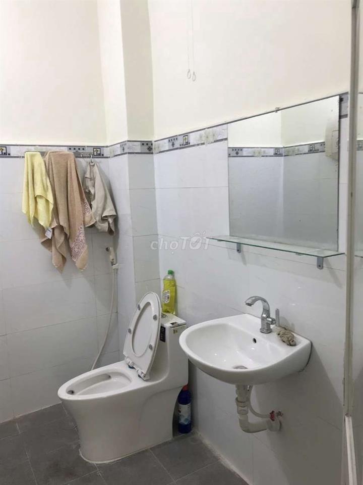 🧣Cho thuê nhà 1trệt 1lầu 2pn 2wc 1bếp DT 5X10 Mặt tiền kinh doanh
