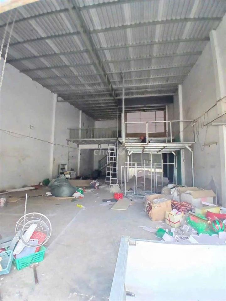 kho cho thuê rẻ, dt 8×19 gác lửng, mặt tiền đường số 6, bình tân