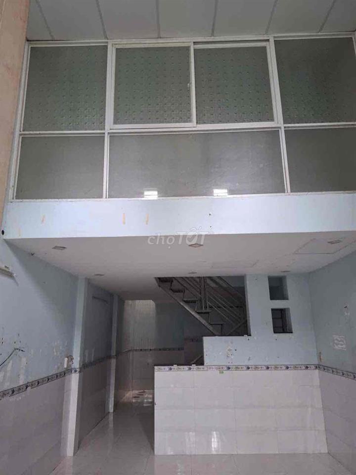 Nha cho thuê rẻ, dt 4*14 gác đúc lửng, 2/ liên khu 5-6, bình tân