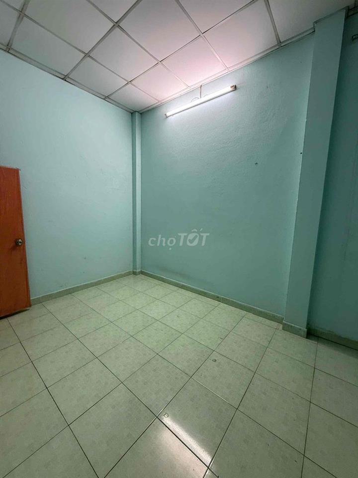 Nhà 2 tầng 3 phòng ngủ 2 vệ sinh hẻm 4m thông liên khu 4-5