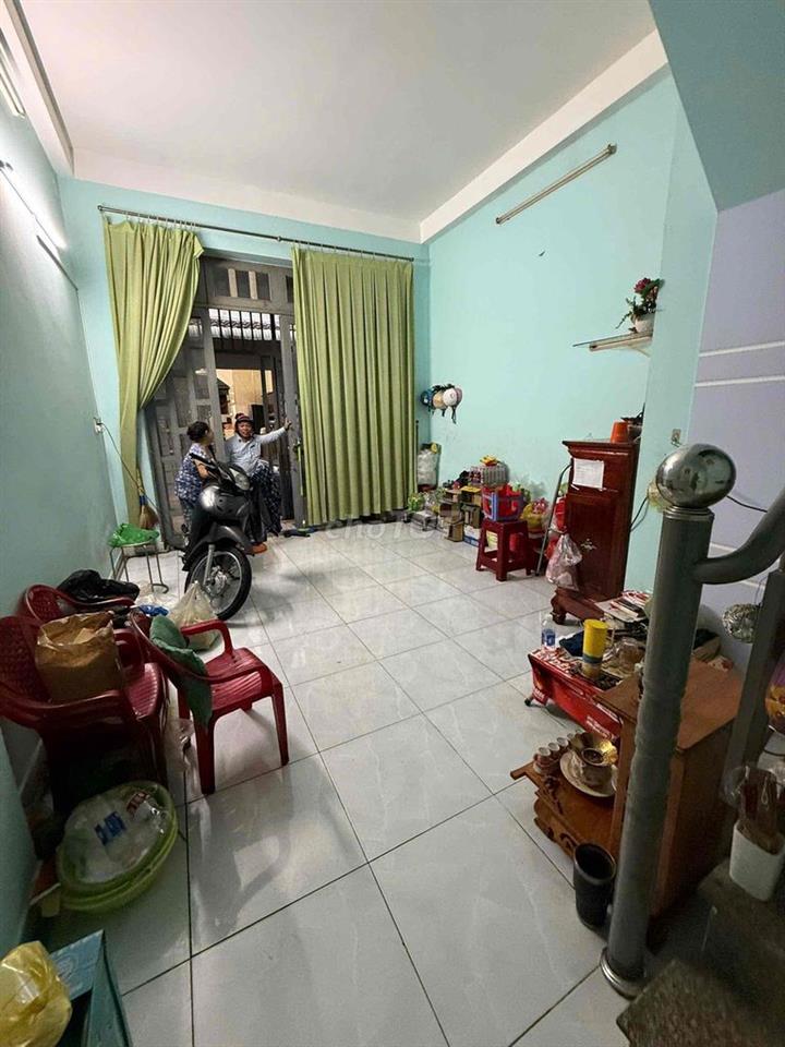 Nhà 2 tầng 3 phòng ngủ 2 vệ sinh hẻm 4m thông liên khu 4-5