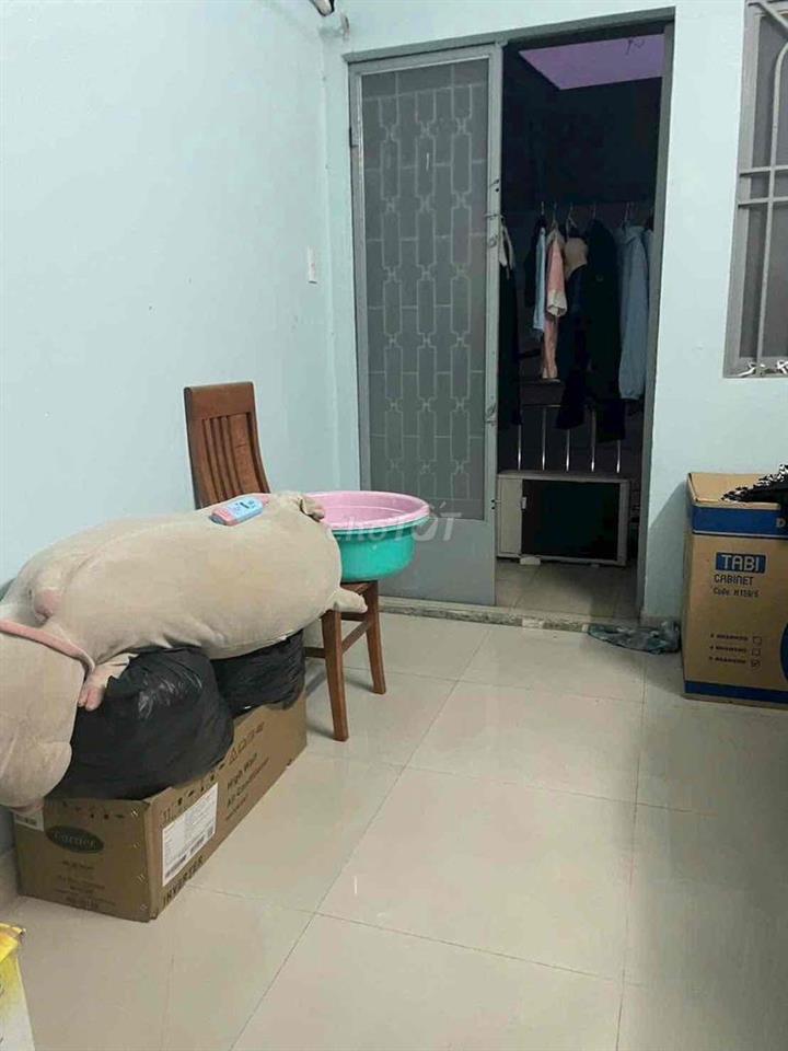 Nhà bán 2 tầng (3m x 11m) công nhận 56m2 gần đại học công thương